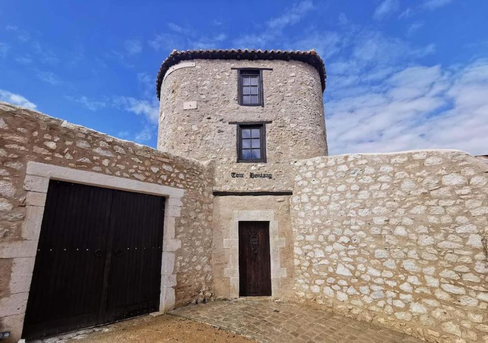 Tour Medievale Fortifiee Entierement Restaure Saint-Sever  Εξωτερικό φωτογραφία